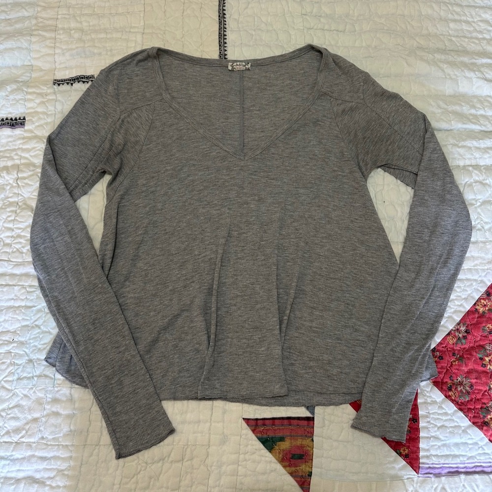 Free People Long Sleeve Top Grey V-Neck Ribbed Knit S
